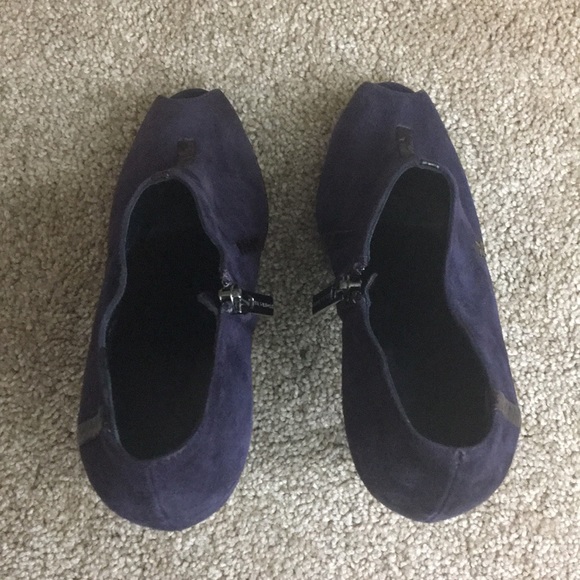 JIL SANDER Suede & Snakeskin Peep Toe Booties - Picture 3 of 8